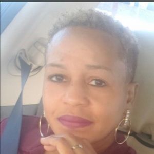 Meet your Posher, Arnett